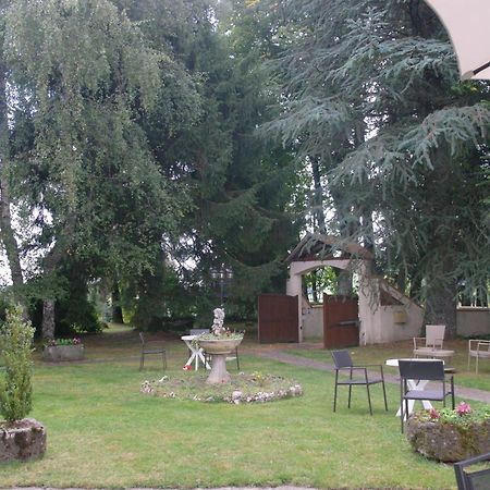 Hostellerie Saint Clement Vic-sur-Cère Exteriér fotografie